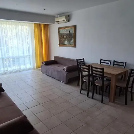 Miramar Lejlighed